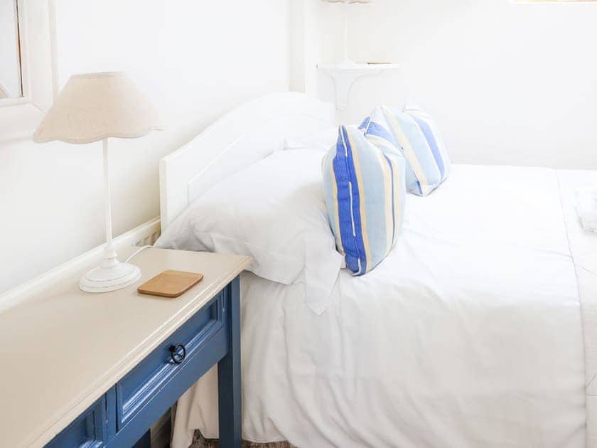 Bedroom | Honeysuckle Cottage, Padstow