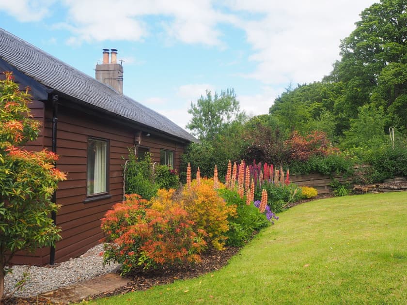 Garden | Corrie Cottage, Crieff