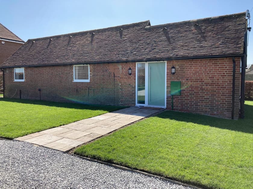 Exterior | Chapel Farm Barn, Brabourne, near Ashford