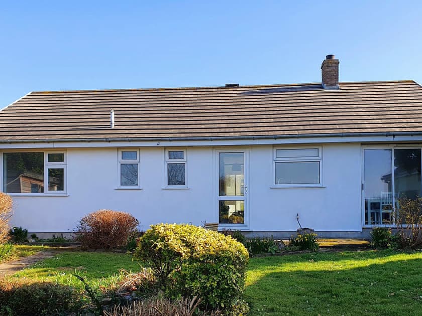 Shalom (ref 28310) in Holywell Bay, near Newquay, Cornwall