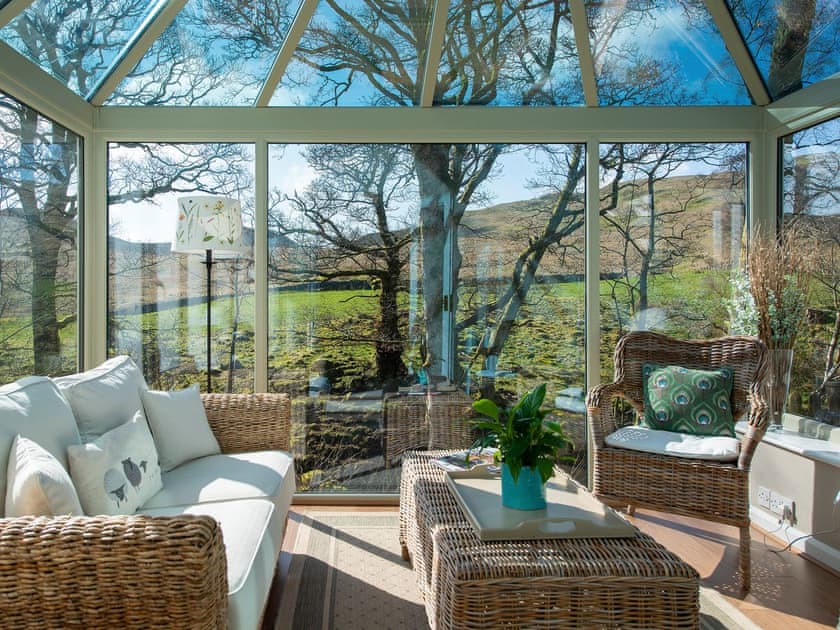 Conservatory | Lookin How, Dockray