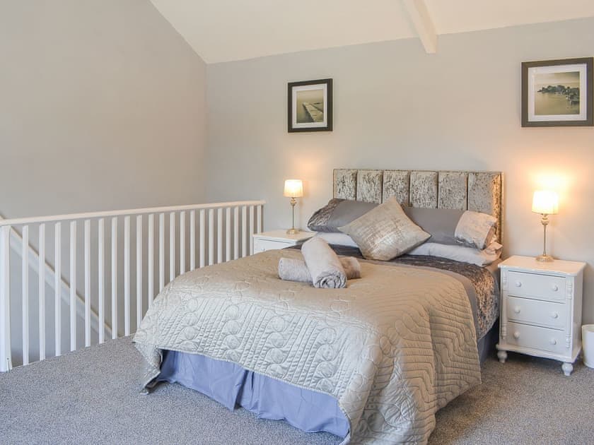 Master bedroom | Highbury Farm Cottage, Duggleby