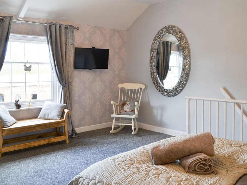 Master bedroom | Highbury Farm Cottage, Duggleby
