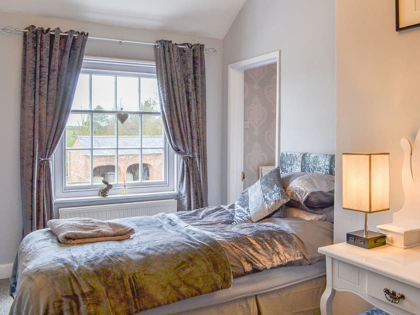 Twin bedroom | Highbury Farm Cottage, Duggleby
