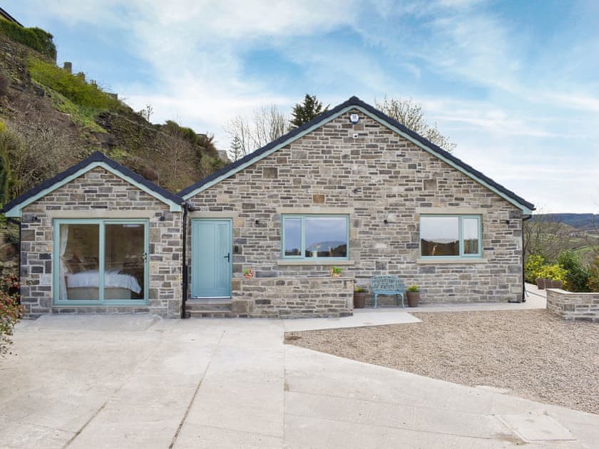 Exterior | Teal Cottage, Holmfirth