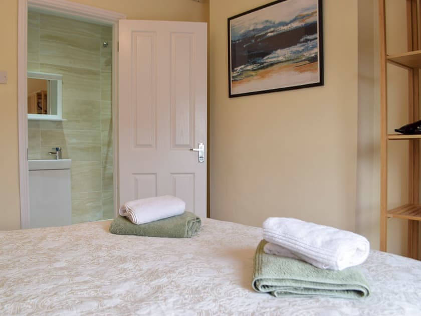 Double bedroom | Hawthorns in Gower, Gower