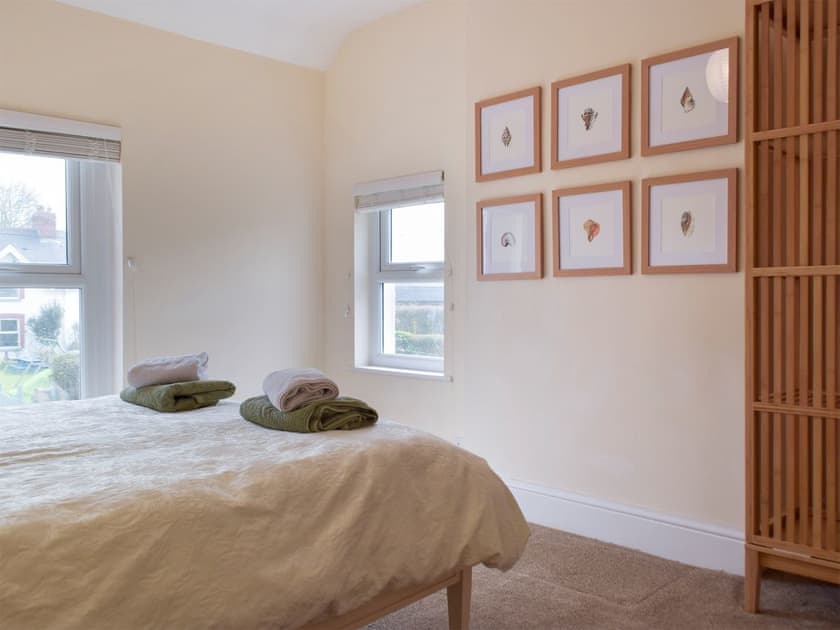 Double bedroom | Hawthorns in Gower, Gower