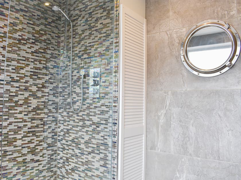 Shower room | Och Moo at No. 47, Seahouses