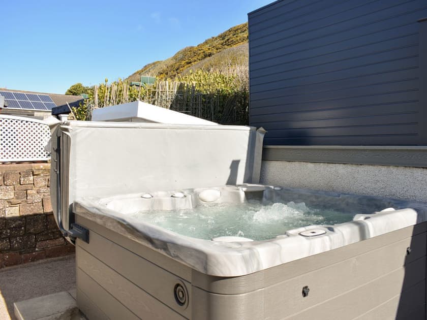Hot tub | Ludlow Bank, Coulderton