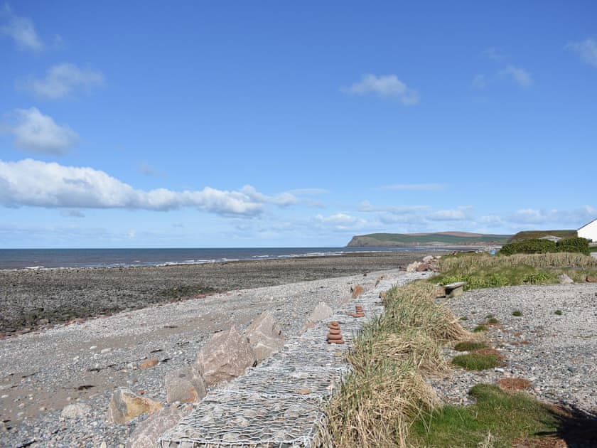 Surrounding area | Ludlow Bank, Coulderton