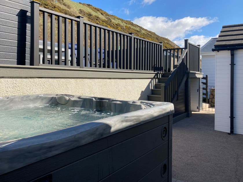 Hot tub | Ludlow Bank, Coulderton