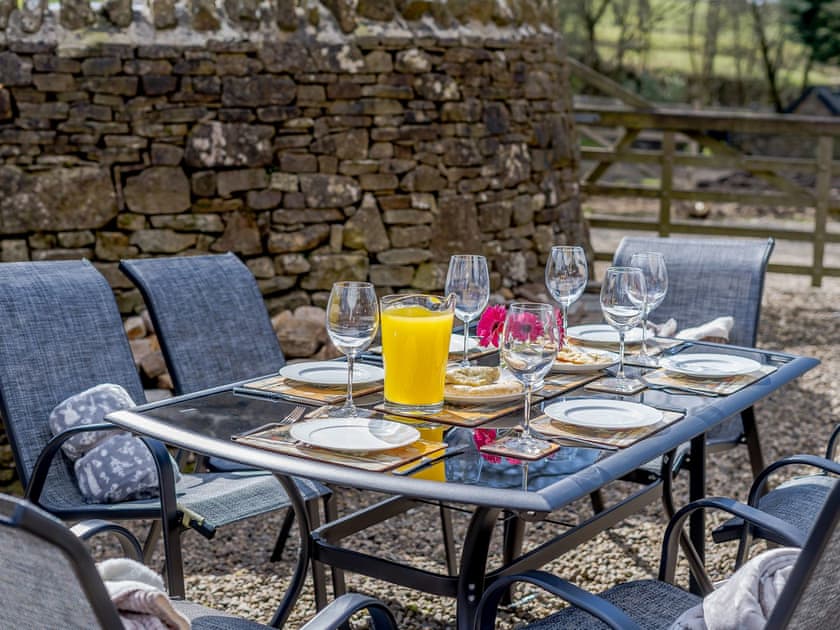 Outdoor area | Admergill Lodge, Blacko
