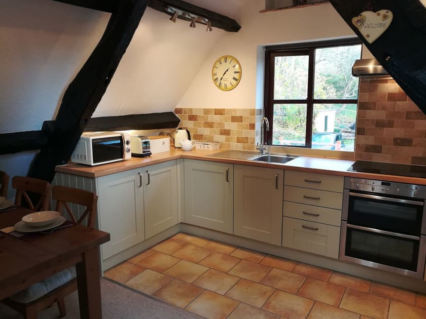 Kitchen/diner | Penybont Barn, Llangorse
