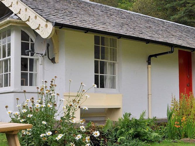 Castle Cottage, Acharacle