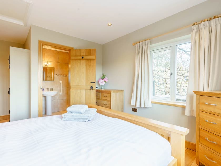 Double bedroom | Limecroft, Malham