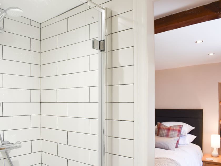 En-suite to master  | Syke Cottage, Bainbridge