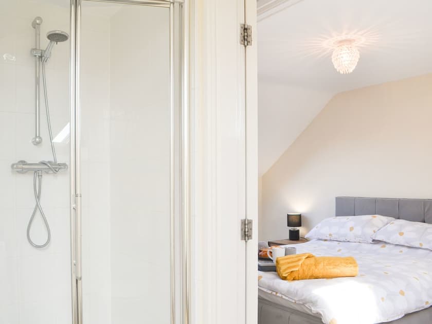 En-suite | Newcombe Cottage, Flamborough