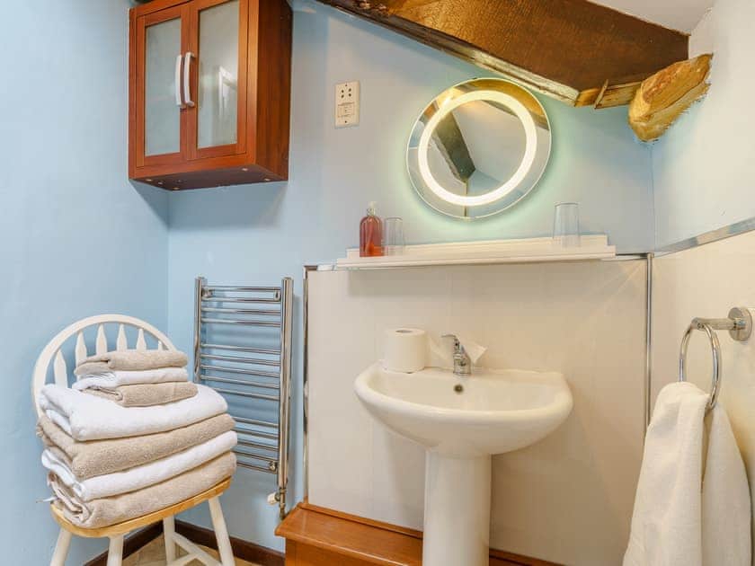 En-suite | Old Brewery Cottage - Old Brewery Cottages, Melkridge