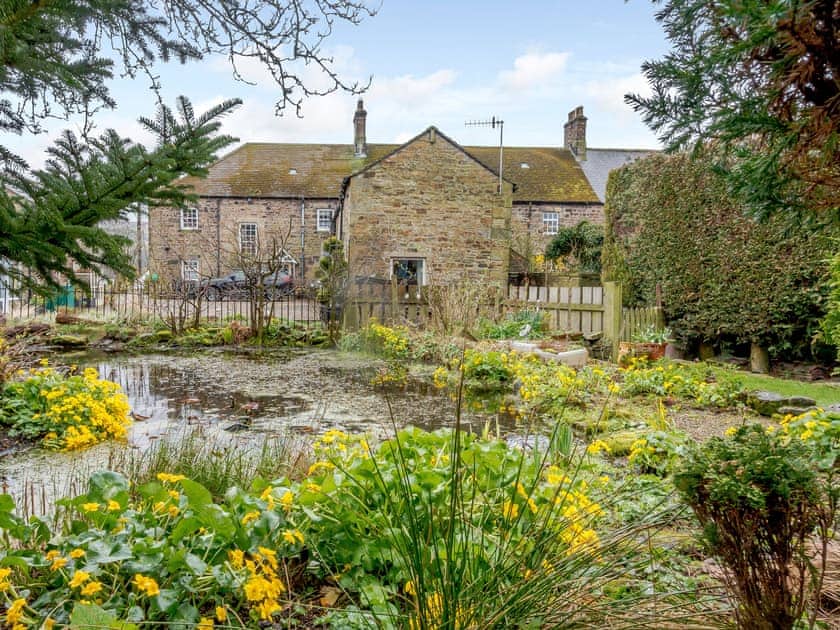 Garden and grounds | Old Brewery Cottage - Old Brewery Cottages, Melkridge