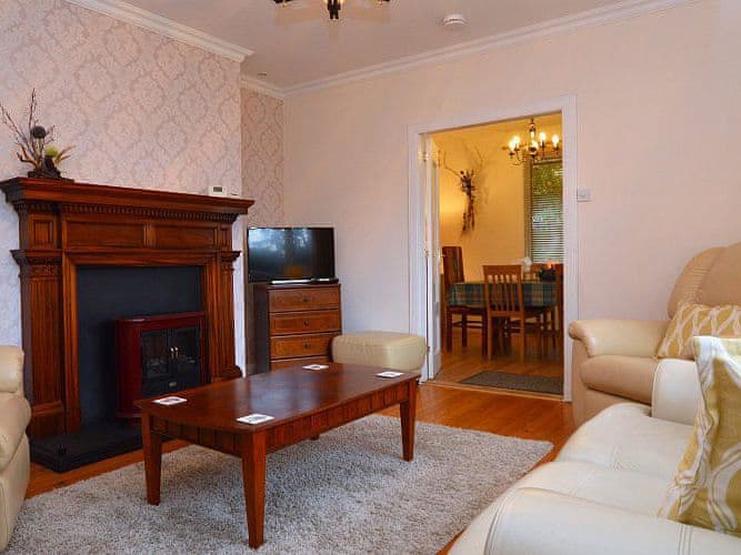 Cedar Cottage, Rashfield