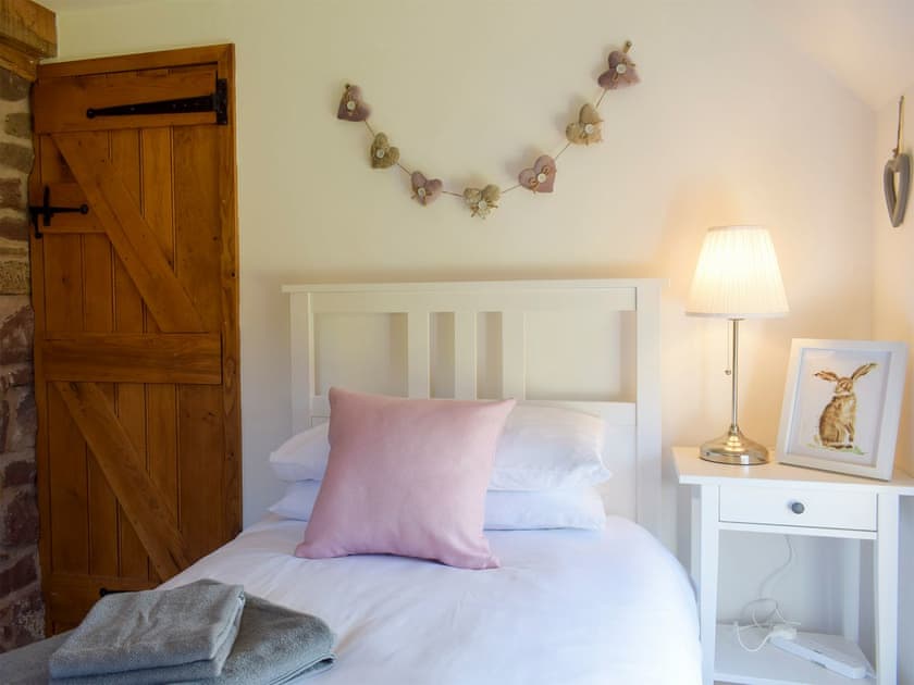 Single bedroom | Twin Oaks, Crudgington, near Telford