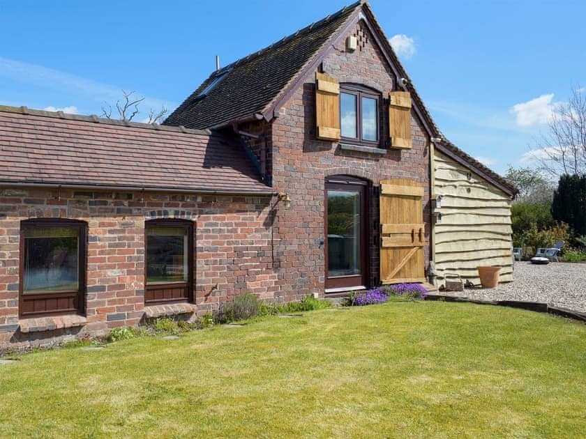 Exterior | Twin Oaks, Crudgington, near Telford