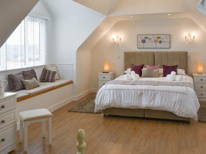 Double bedroom | Groves Cottage - Devonia Holiday Homes, Newchurch, near Sandown