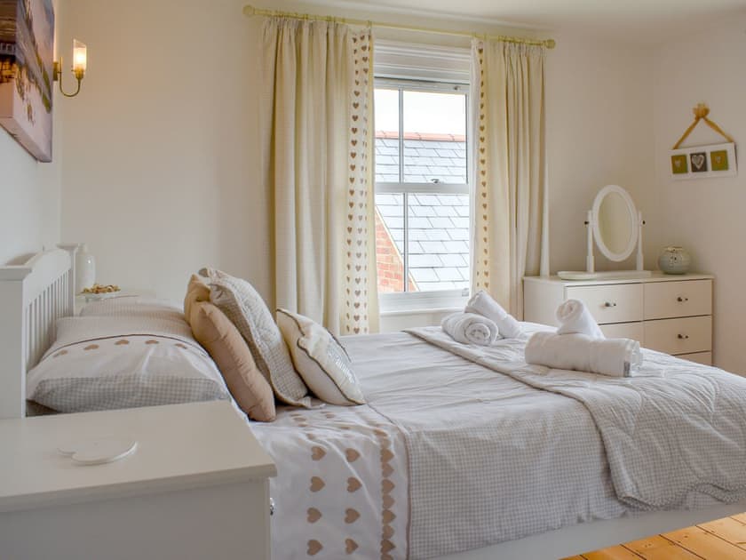 Double bedroom | Devonia - Devonia Holiday Homes, Newchurch, near Sandown