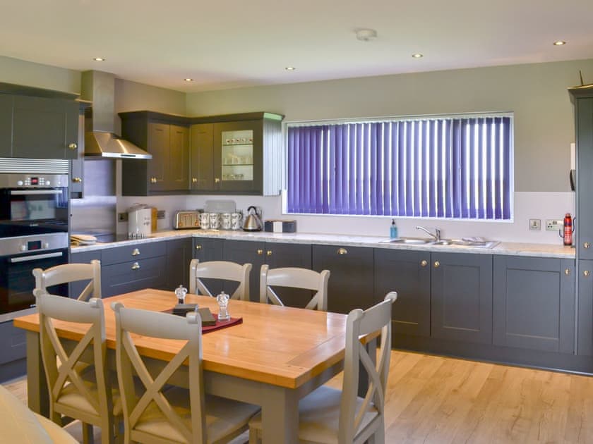 Kitchen/diner | Lucy’s Lodge - Wallrudding Farm Cottages, Doddington, near Lincoln