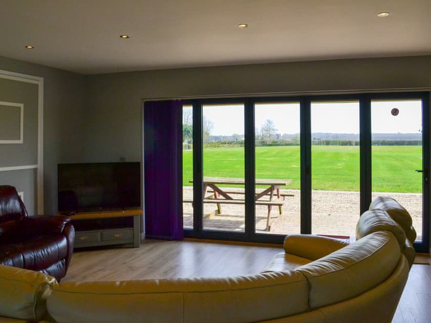 Living area | Aimmee’s Lodge - Wallrudding Farm Cottages, Doddington, near Lincoln