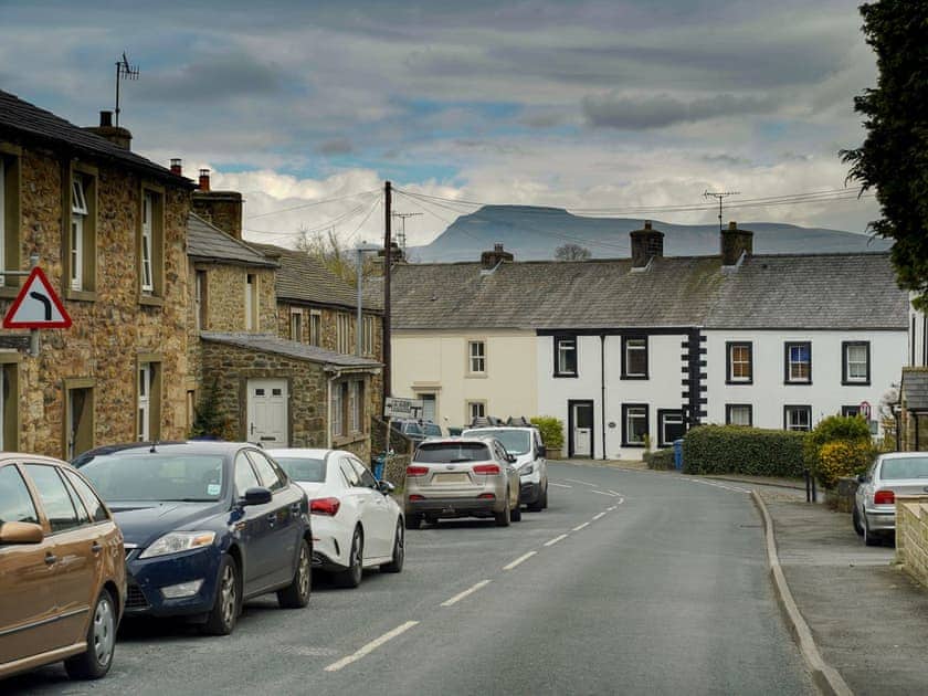Setting | Nelson’s Cottage, Burton in Lonsdale