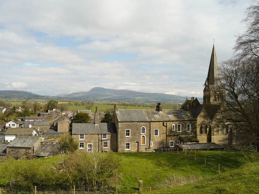 Setting | Nelson’s Cottage, Burton in Lonsdale
