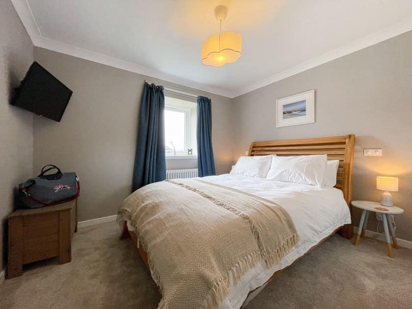 Double bedroom | The Grain Store, Loch Ruthven