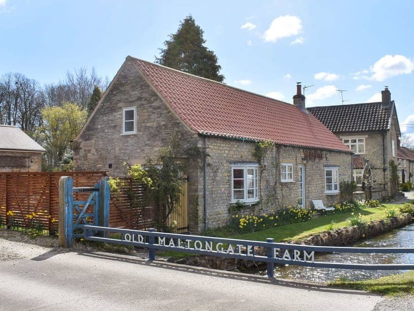 Old Maltongate Farm Cottage