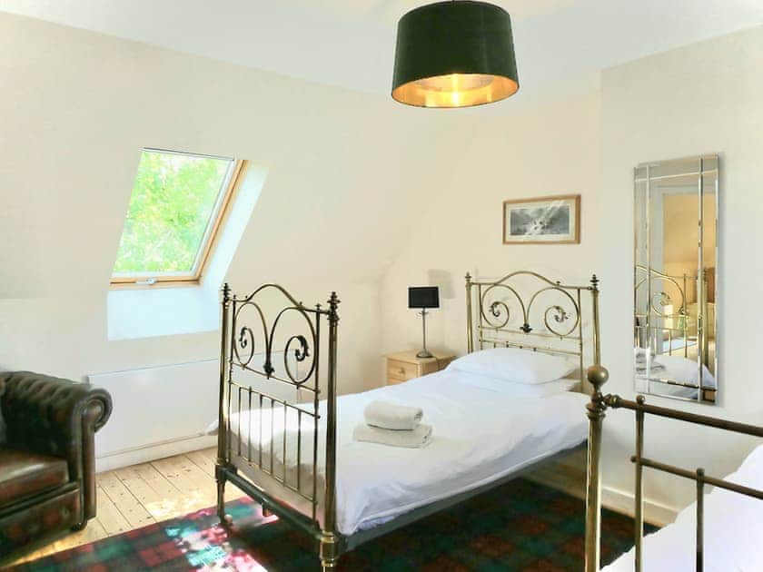 Twin bedroom | The Byre, Newtonmore