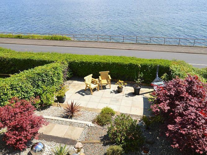 Tigh Na Cladach, Dunoon