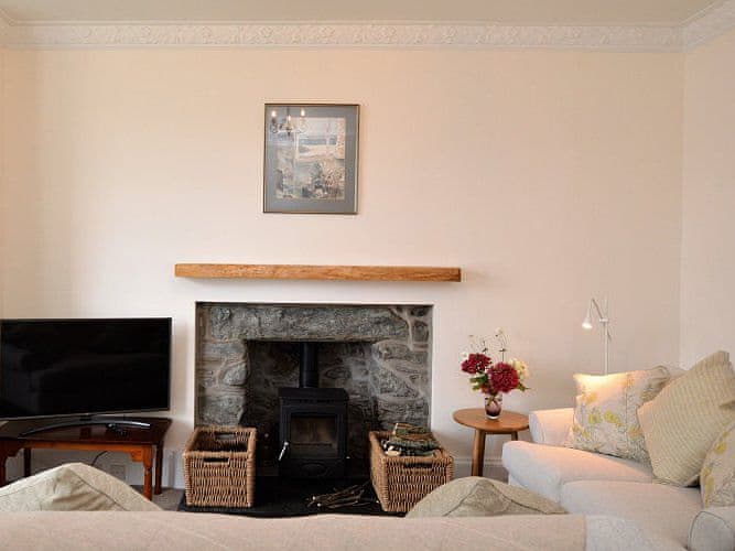 Tighnafaolinn, Tighnabruaich