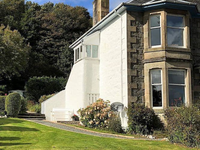 Tighnafaolinn, Tighnabruaich