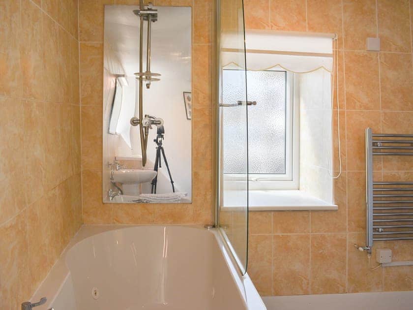 Bathroom | Writers Cottage - Bank Cottages, Nenthead, Alston