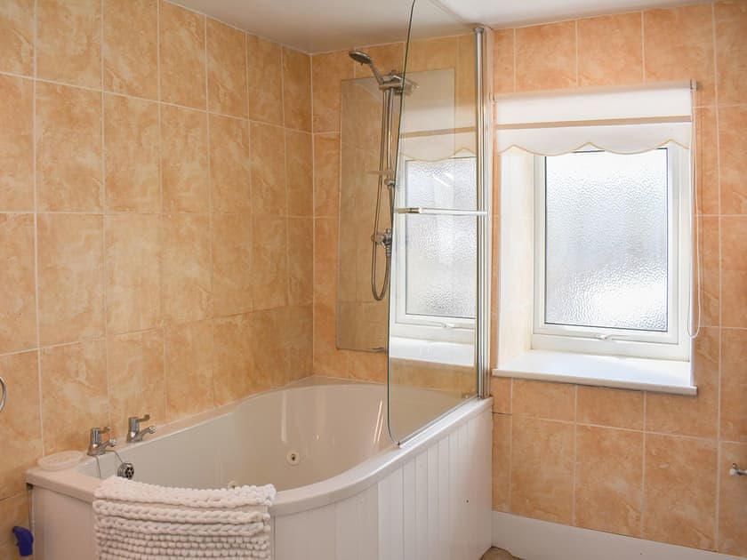 Bathroom | Writers Cottage - Bank Cottages, Nenthead, Alston