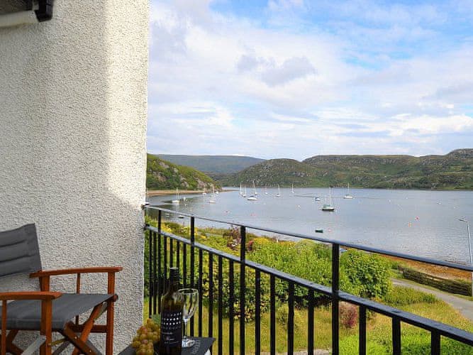 Upper Alta Apartment, Tighnabrauich