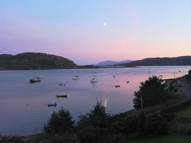 Upper Alta Apartment, Tighnabrauich