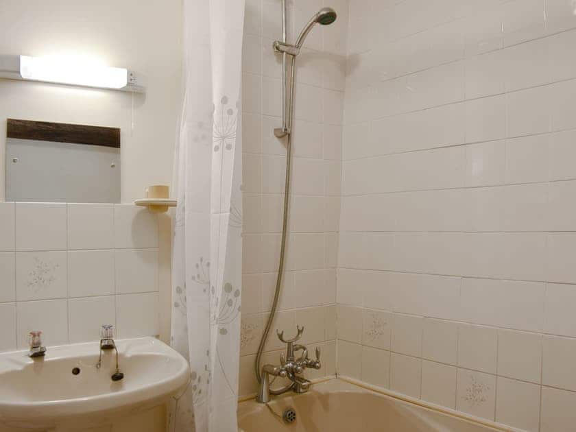 Bathroom | The Black Bull, Appleby