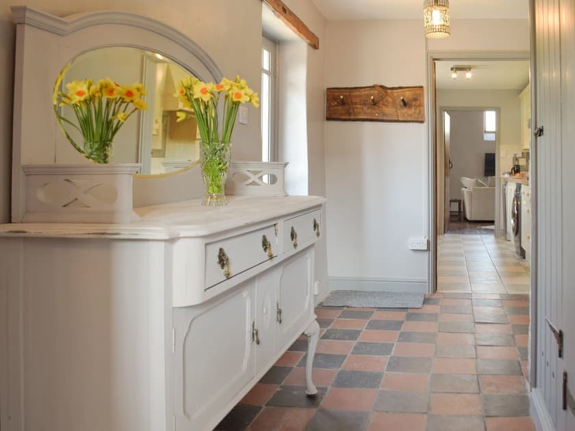 Hallway | Tynval, Bronwydd Arms