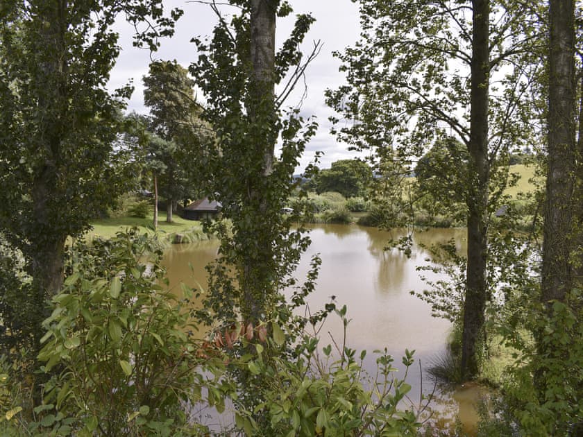 Surrounding area | Ponsford PondsRoach Cottage, Mallard Roundhouse - Ponsfor, Knowle, near Cullompton