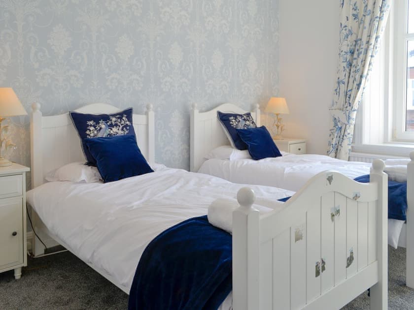 Twin bedroom | Cardoness House, Dumfries