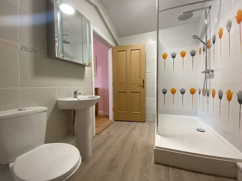 En-suite | Bramble Cottage - Urswick Road Cottages, Dalton-in-Furness