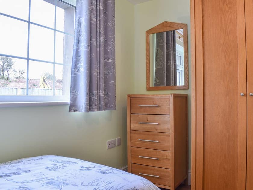 Twin bedroom | Bramble Cottage - Urswick Road Cottages, Dalton-in-Furness