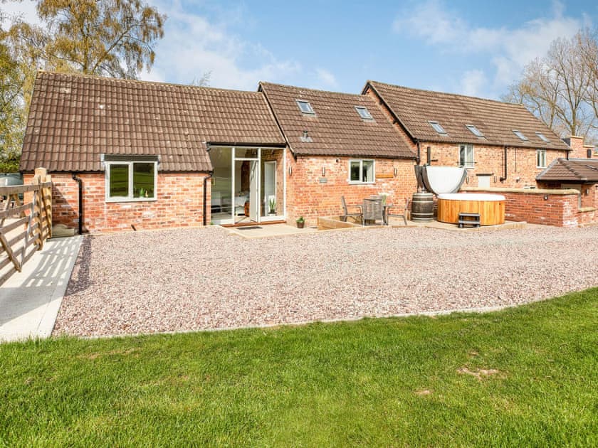 Exterior | Tadpole Mews at Frog Hall, Tilston, near Malpas
