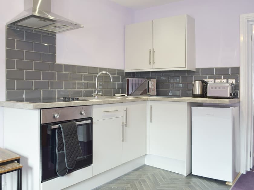 Kitchen | Apartment 4 - White Rose Apartments, Tenby